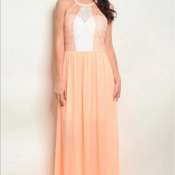 Soieblu Dresses & Skirts - Soieblu Peach and White Maxi Dress: Size Medium
